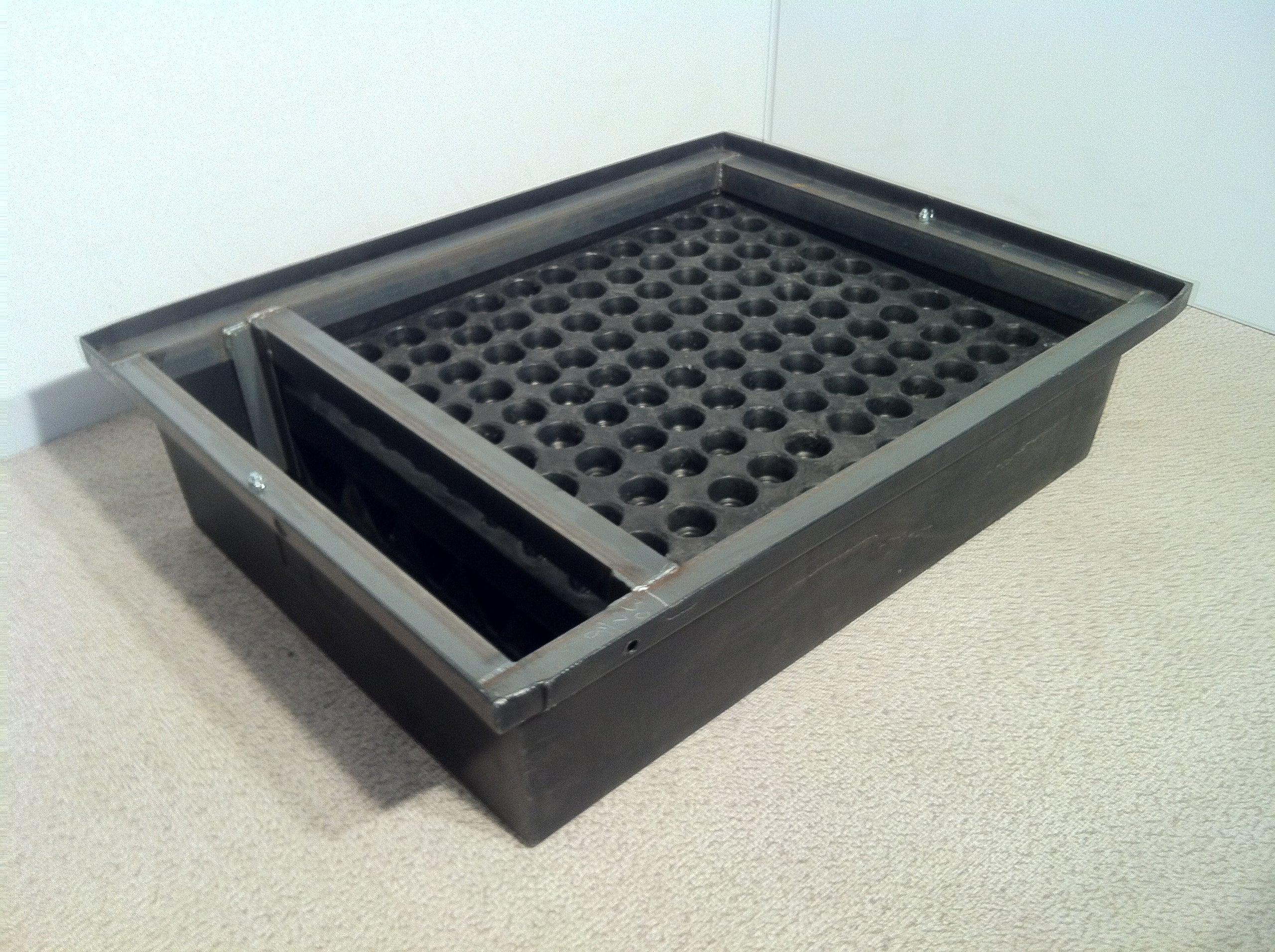 220000 Tubing Tray 55 Gal 250L Small Unit Hobblestone Ent Inc